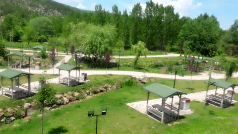 Zonas de picnic con cenadores