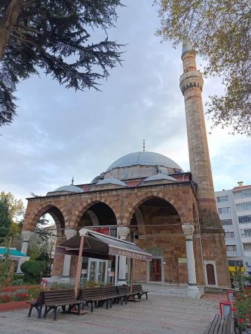 Kuppel und Minarett